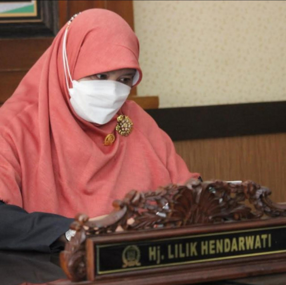 Kritisi Pembahasan P-APBD Tahun 2022  Lilik Hendarwati PKS  Ajukan 14 Catatan  Penting
